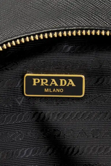 Prada Saffiano Re-Edition 2005 Shoulder Bag | Thumbnail 5 Prada Saffiano Re-Edition 2005 Shoulder Bag | Thumbnail 5