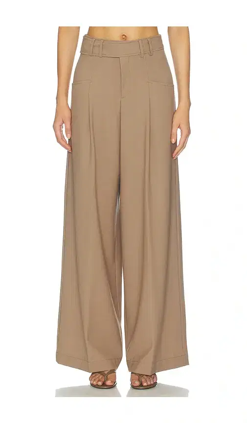 Closed Wes Pants