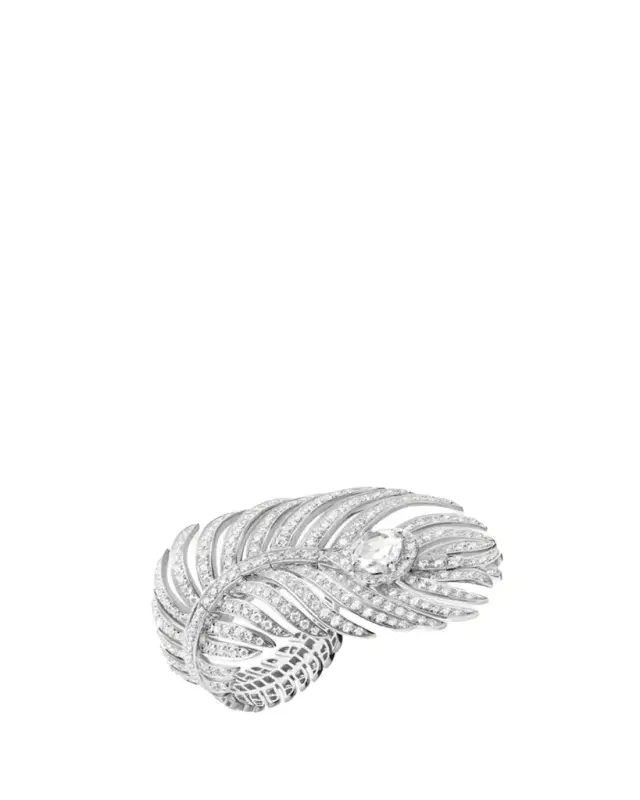 Boucheron Plume de Paon 18K White Gold Diamond Large Ring