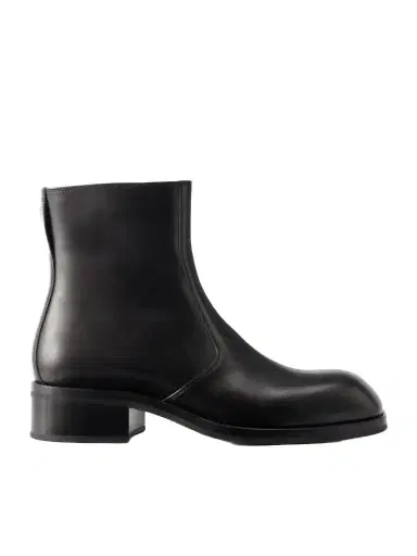 Lemaire Leather Ankle Boots | Thumbnail 1