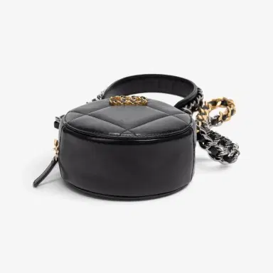 Chanel Chanel Black Large Quilted Lambskin 19 Round Chain Small Clutch Bag by The Solist | Thumbnail 6 Chanel Chanel Black Large Quilted Lambskin 19 Round Chain Small Clutch Bag by The Solist | Thumbnail 6