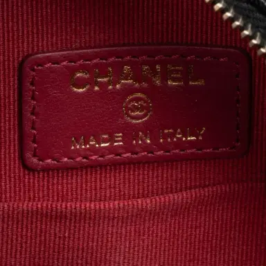 Chanel Chanel Black Large Quilted Lambskin 19 Round Chain Small Clutch Bag by The Solist | Thumbnail 10 Chanel Chanel Black Large Quilted Lambskin 19 Round Chain Small Clutch Bag by The Solist | Thumbnail 10