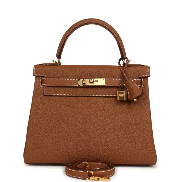 HERMÈS Hermes Kelly Retourne 28 Gold Togo Gold Hardware
