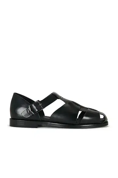 G.H. BASS Potter Flat Sandals