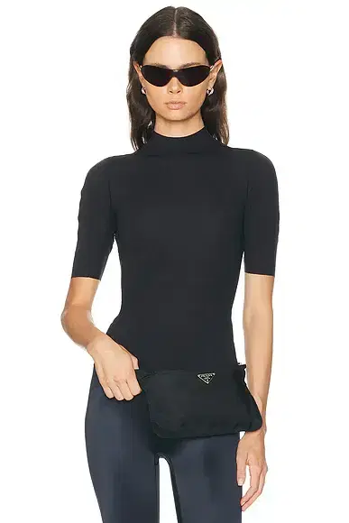 NikeSKIMS Weightless Short Sleeve Top