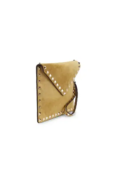 Valentino Garavani Rockstud Medium Flat Pouch | Thumbnail 3 Valentino Garavani Rockstud Medium Flat Pouch | Thumbnail 3