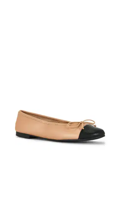 Tony Bianco Cappa Flat | Thumbnail 2