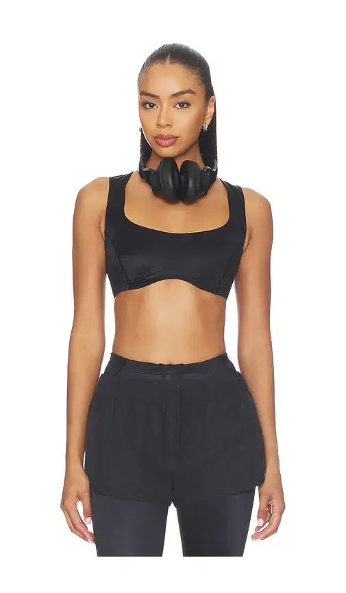 NikeSKIMS Shine Open Scoop Bra
