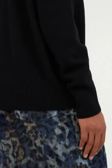 Roberto Cavalli Black sweater with Monogram Mirror Snake | Thumbnail 6 Roberto Cavalli Black sweater with Monogram Mirror Snake | Thumbnail 6