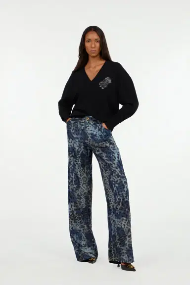 Roberto Cavalli Black sweater with Monogram Mirror Snake | Thumbnail 7 Roberto Cavalli Black sweater with Monogram Mirror Snake | Thumbnail 7