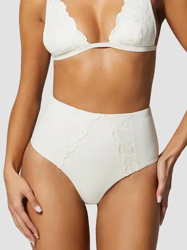 Kiki de Montparnasse Women's Juliette High-Rise Bikini Bottom - Ecru | Thumbnail 2