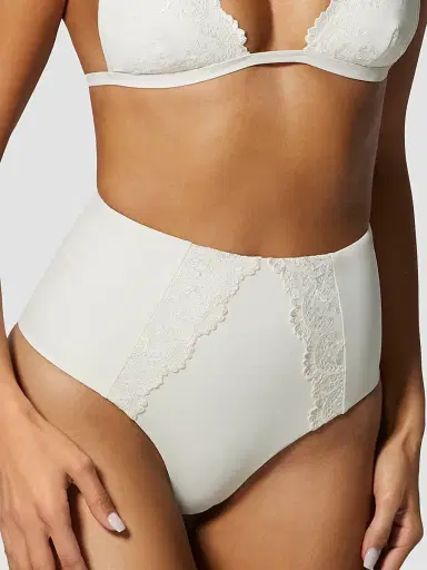 Kiki de Montparnasse Women's Juliette High-Rise Bikini Bottom - Ecru | Thumbnail 4