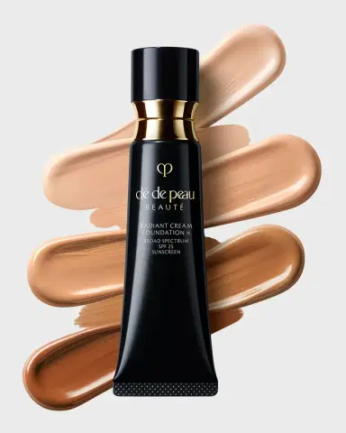 CLÉ DE PEAU BEAUTÉ Radiant Cream Foundation SPF 25 | Thumbnail 3 CLÉ DE PEAU BEAUTÉ Radiant Cream Foundation SPF 25 | Thumbnail 3