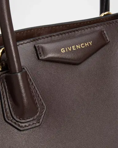 Givenchy Antigona Top-Handle Bag in Leather | Thumbnail 4