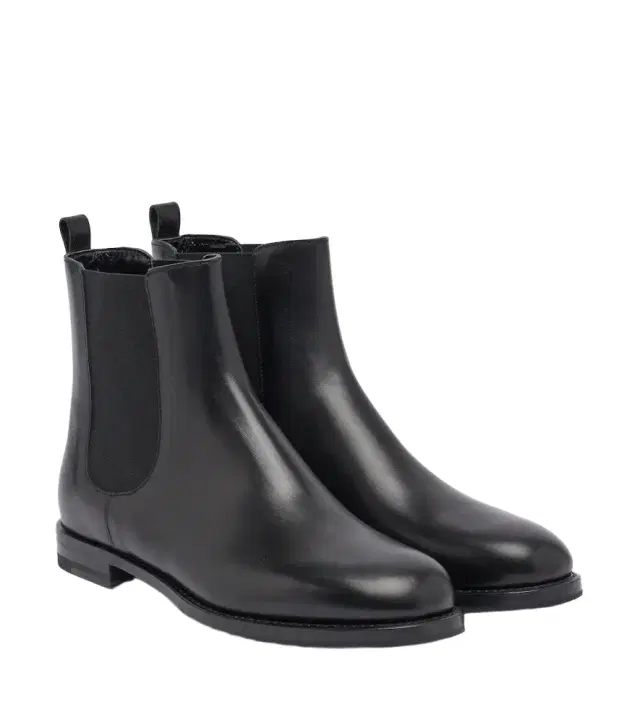 Manolo Blahnik Chelsa leather Chelsea boots