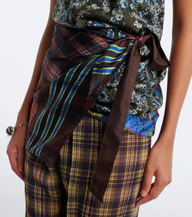 Dries Van Noten Printed halterneck silk twill top | Thumbnail 2