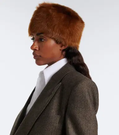 Saint Laurent Shearling hat | Thumbnail 5 Saint Laurent Shearling hat | Thumbnail 5