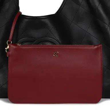 Chanel Chanel Maxi CC Cabas Hobo Bag Black Calfskin Gold Hardware | Thumbnail 7