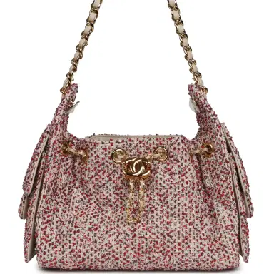 Chanel Chanel Mini 25 Hobo Bag Light Beige, Red, White Blue Tweed Boucle Gold Hardware | Thumbnail 1 Chanel Chanel Mini 25 Hobo Bag Light Beige, Red, White Blue Tweed Boucle Gold Hardware | Thumbnail 1