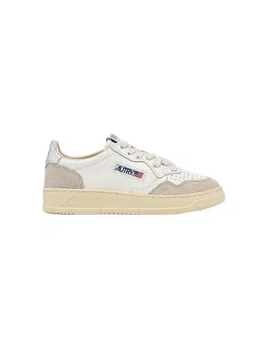 Autry Women's Medalist Leather Low-Top Sneakers | Thumbnail 1