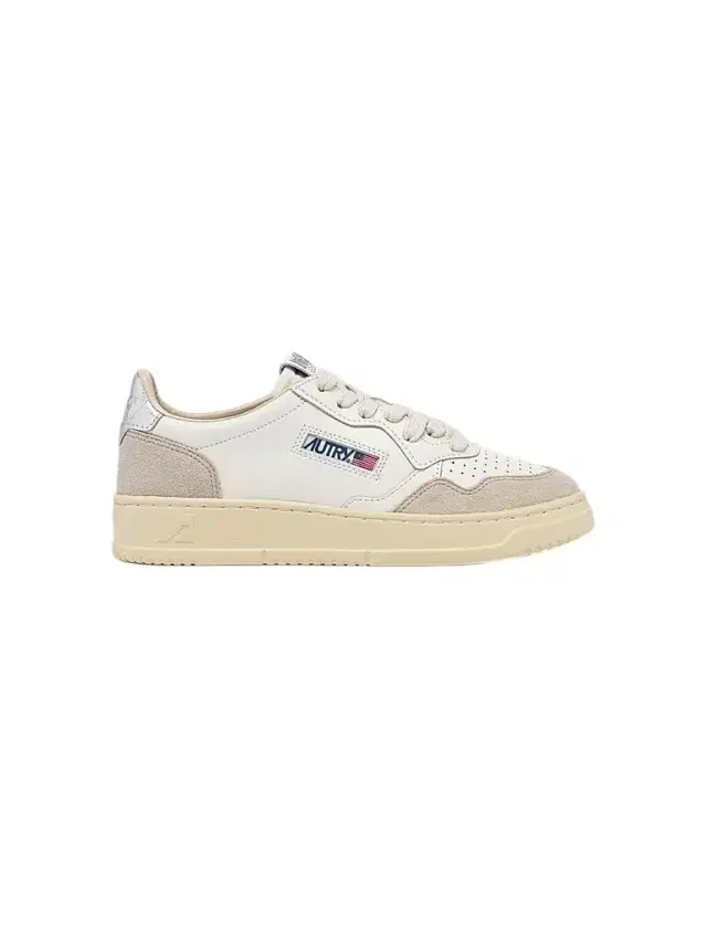 AUTRY Women's Medalist Leather Low-Top Sneakers - White Silver
