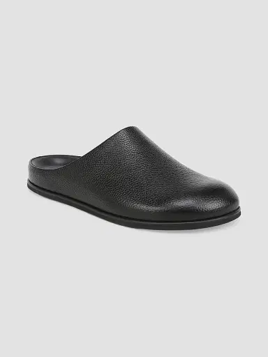 Vince Men's Leo Grained Leather Clogs - Black | Thumbnail 2