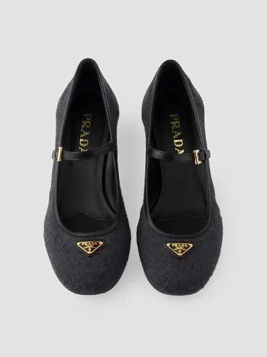 Prada Women's Fabric Pumps | Thumbnail 4