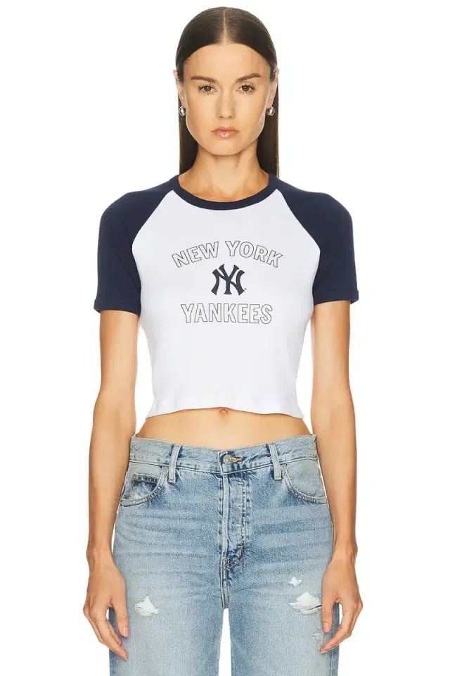 Sporty & Rich x Yankees Arch Baby Baseball Tee