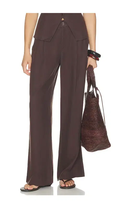 Vuori Trestles Twill Wide Leg Pant