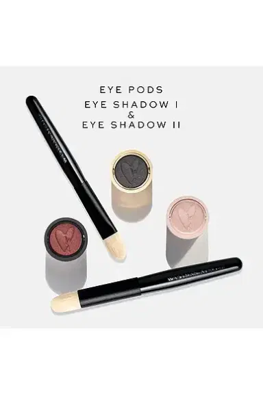 Westman Atelier Eye Shadow I Brush | Thumbnail 2