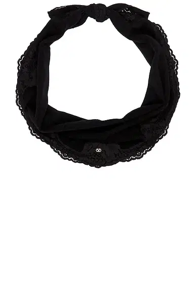 Valentino Garavani Knitted Scarf