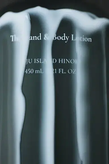 hinok The Hand & Body Lotion | Thumbnail 3