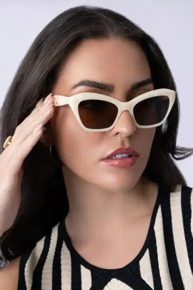 VALENTINO ACCESSORIES Cat Eye Sunglasses | Thumbnail 2