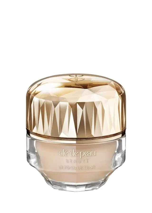 CLÉ DE PEAU BEAUTÉ The Foundation, SPF 22, 1 oz.