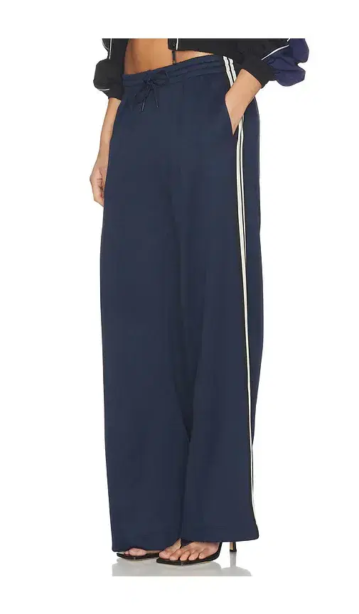 Good American The Track Pant