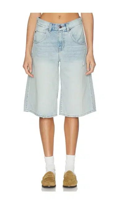 Levi's Super Baggy Jort | Thumbnail 1 Levi's Super Baggy Jort | Thumbnail 1