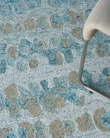 Exquisite Rugs Colorplay Hand-Tufted Turquoise Rug | Thumbnail 8