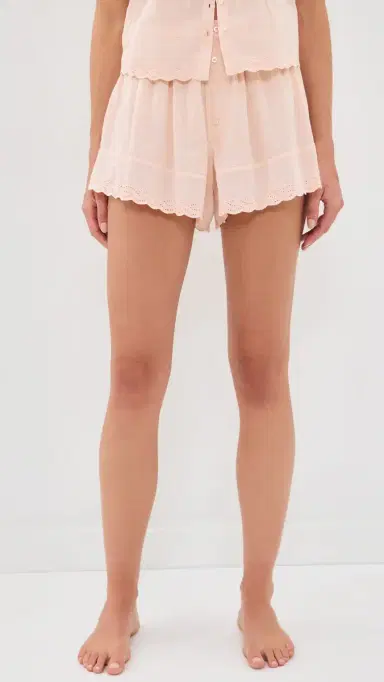 THE GREAT. The Eyelet Tap Shorts Washed Rose | Thumbnail 2