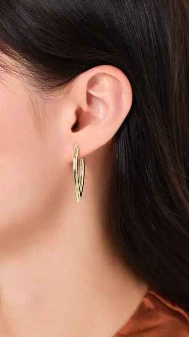 Jennifer Fisher Small Feather Hoop Earrings Gold One Size | Thumbnail 3