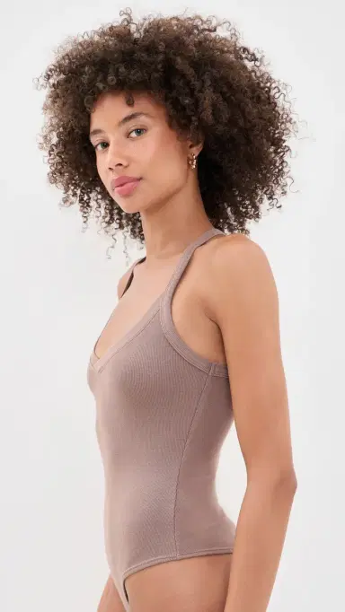 L'AGENCE Wrenna Racerback Thong Bodysuit Cardamom | Thumbnail 4