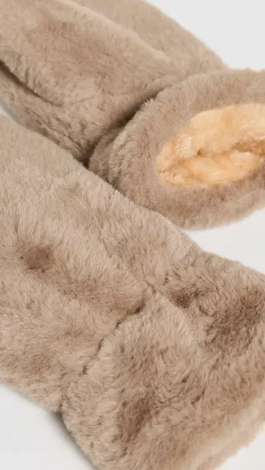 Hat Attack Faux Fur Mittens Taupe One Size | Thumbnail 4