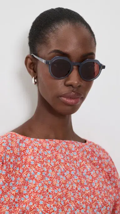 Sardine Georgie Sunglasses | Thumbnail 3 Sardine Georgie Sunglasses | Thumbnail 3