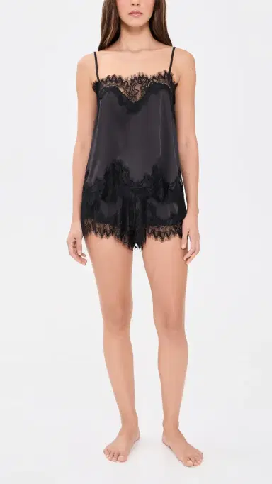 Kat the Label Olivia Shorts Black | Thumbnail 5 Kat the Label Olivia Shorts Black | Thumbnail 5