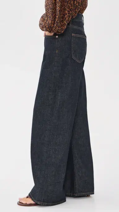 Frame The Petite Pixie Leo Jeans | Thumbnail 4 Frame The Petite Pixie Leo Jeans | Thumbnail 4