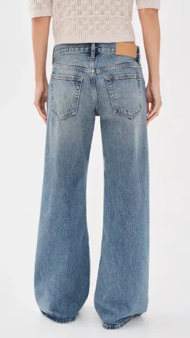 Frame The Petite Pixie Leo Jeans | Thumbnail 3