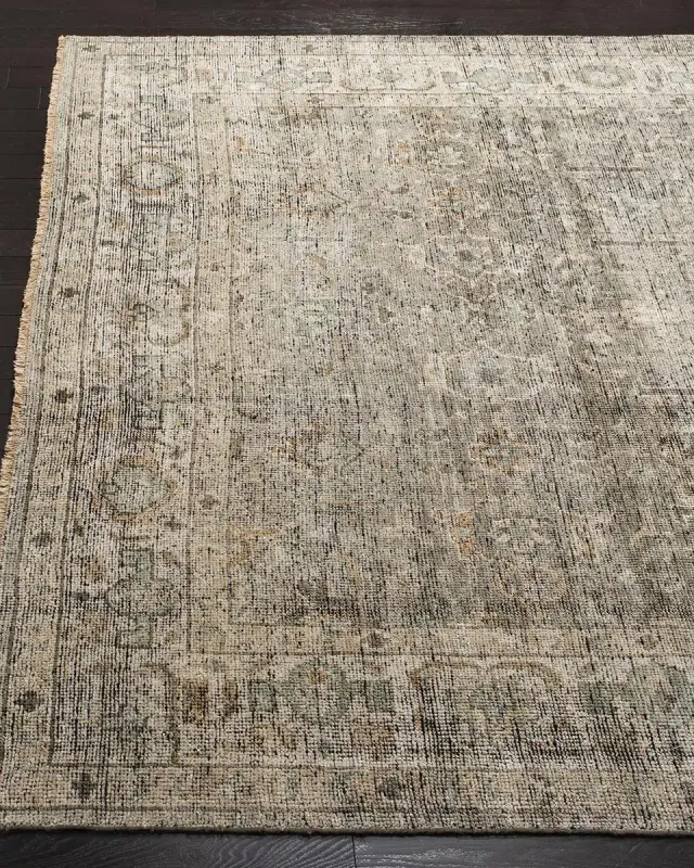 Safavieh Rowan Hand-Knotted Wool Rug