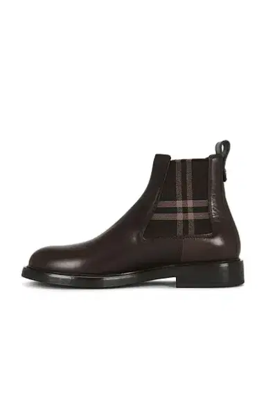 Burberry Pembroke Boot | Thumbnail 5