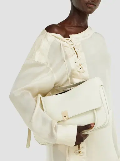 FERRAGAMO Women's Cara Leather Shoulder Bag - Mascarpone | Thumbnail 3