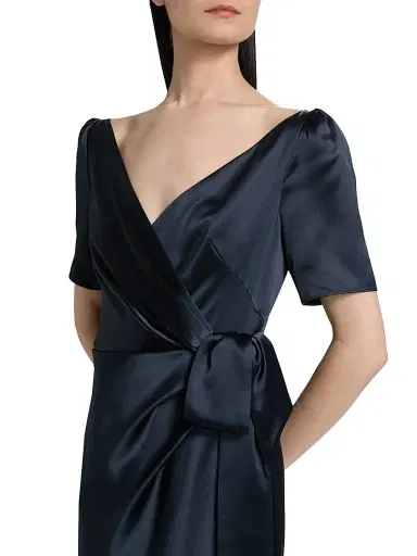 Saloni Women's Marilyn Silk Wrap-Style Gown - Midnight - Size 2 | Thumbnail 6
