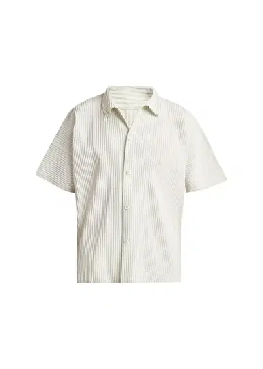 Homme Plissé Issey Miyake Men's Monthly Colors July Pleated Short-Sleeve Shirt | Thumbnail 1 Homme Plissé Issey Miyake Men's Monthly Colors July Pleated Short-Sleeve Shirt | Thumbnail 1